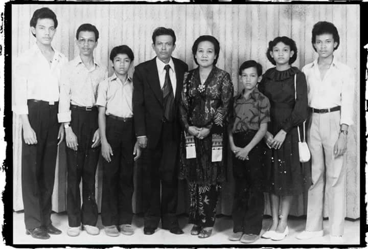 Aldo Siahaan and his family